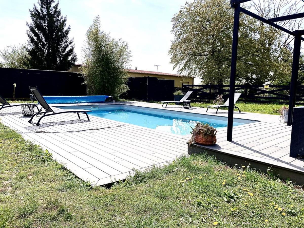 Le Paddock - Chambres Et Table D'Hotes Le Déluge Εξωτερικό φωτογραφία