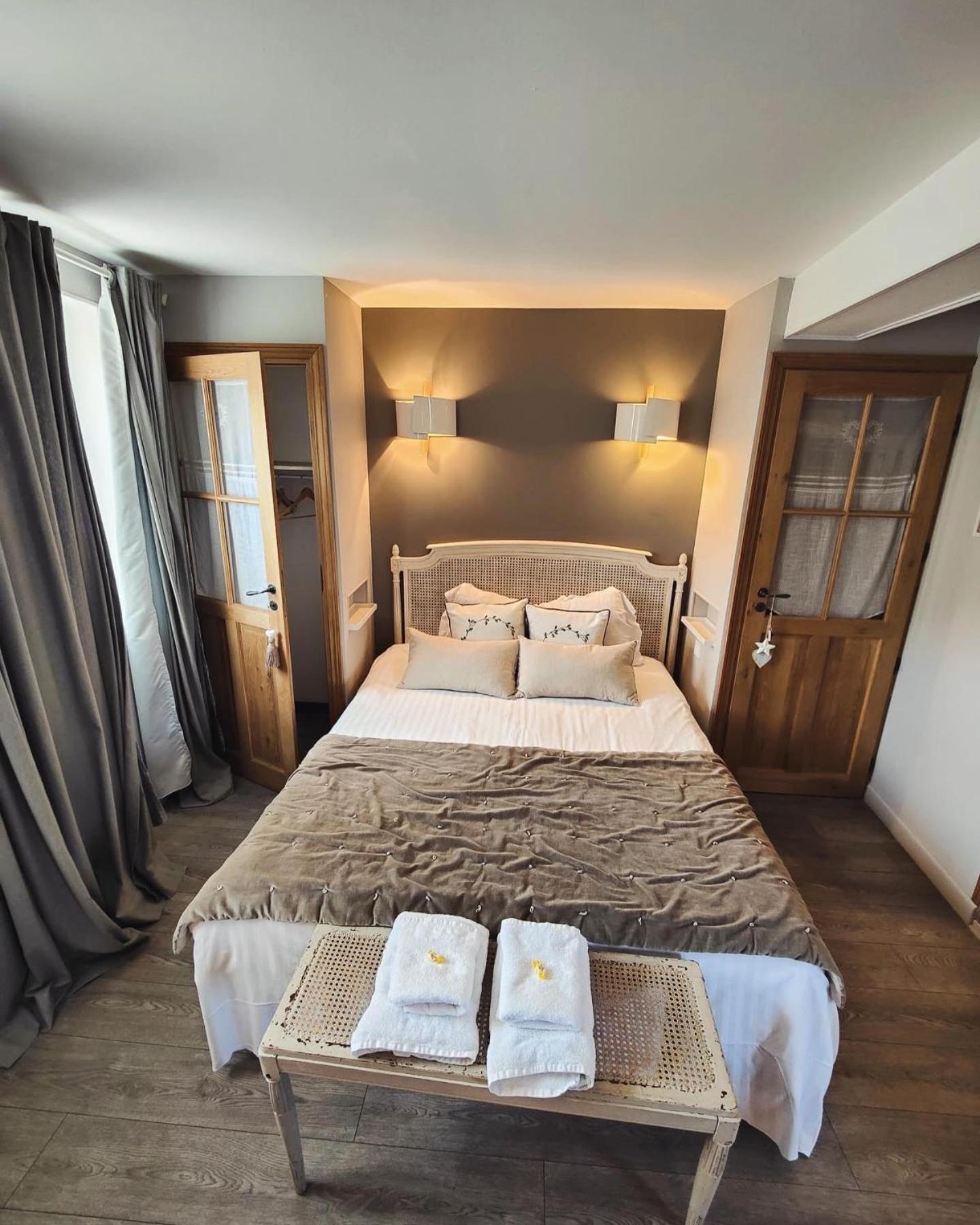 Le Paddock - Chambres Et Table D'Hotes Le Déluge Εξωτερικό φωτογραφία